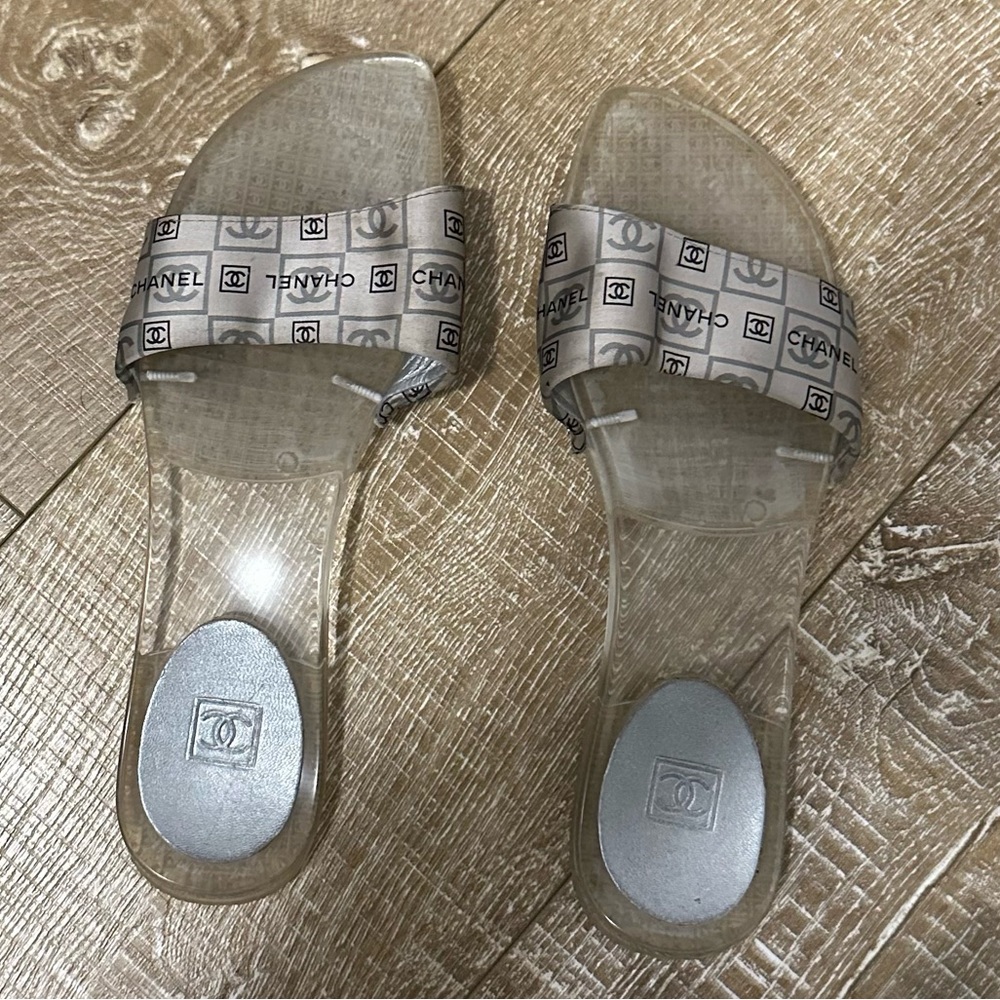CHANEL Slides